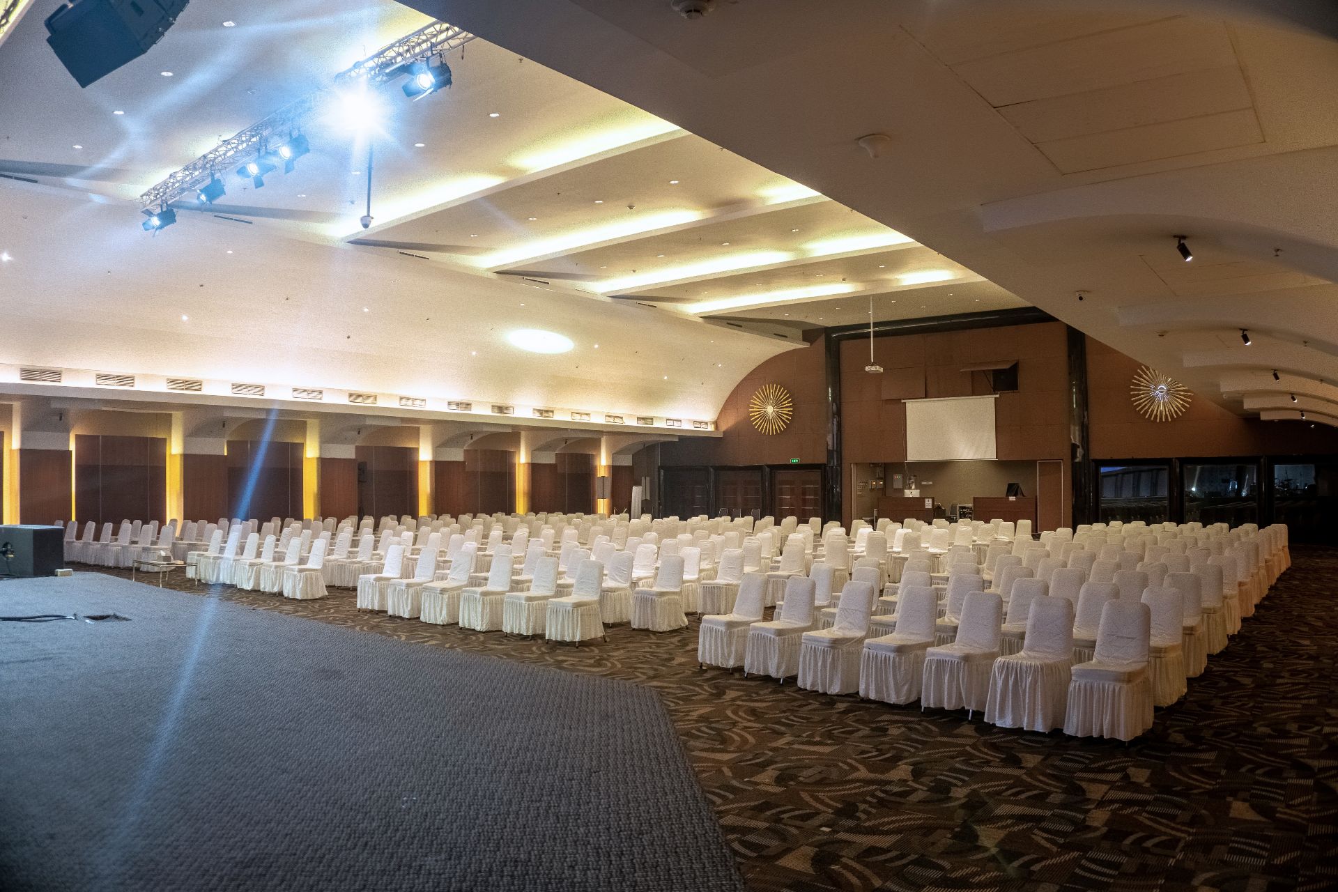 Your Event Deserves the Right Venue  Because every event should be meaningful.