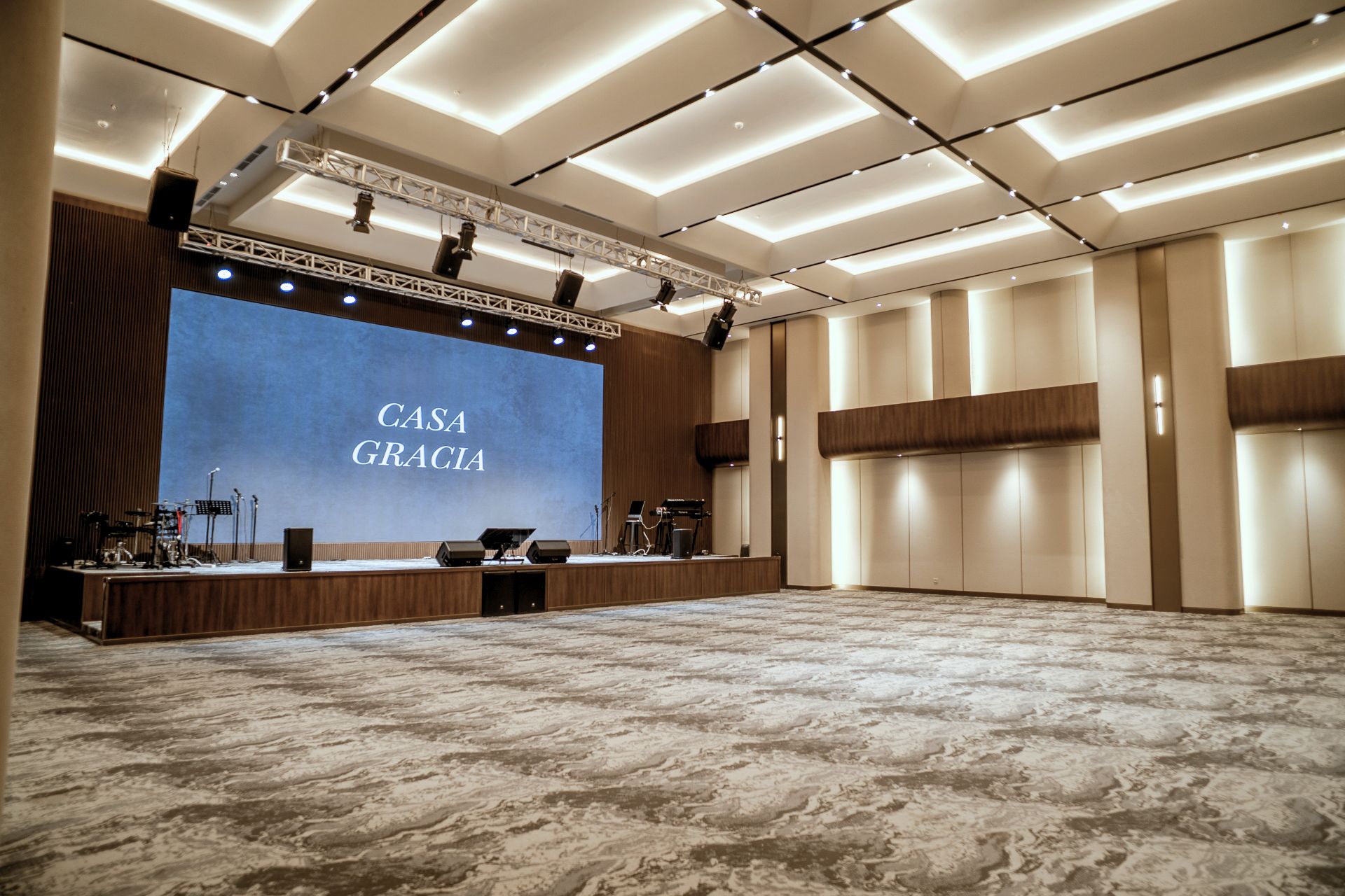 Kelebihan Grand Ballroom Tanpa Tiang (Pillarless) untuk Resepsi & Gathering di BSD City