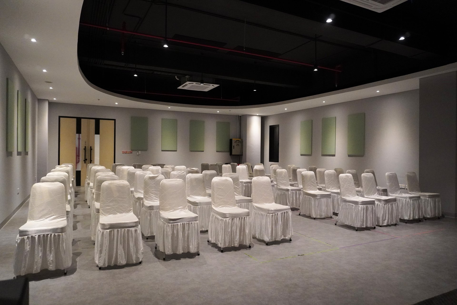 Ruang Multifungsi & Rapat VIP